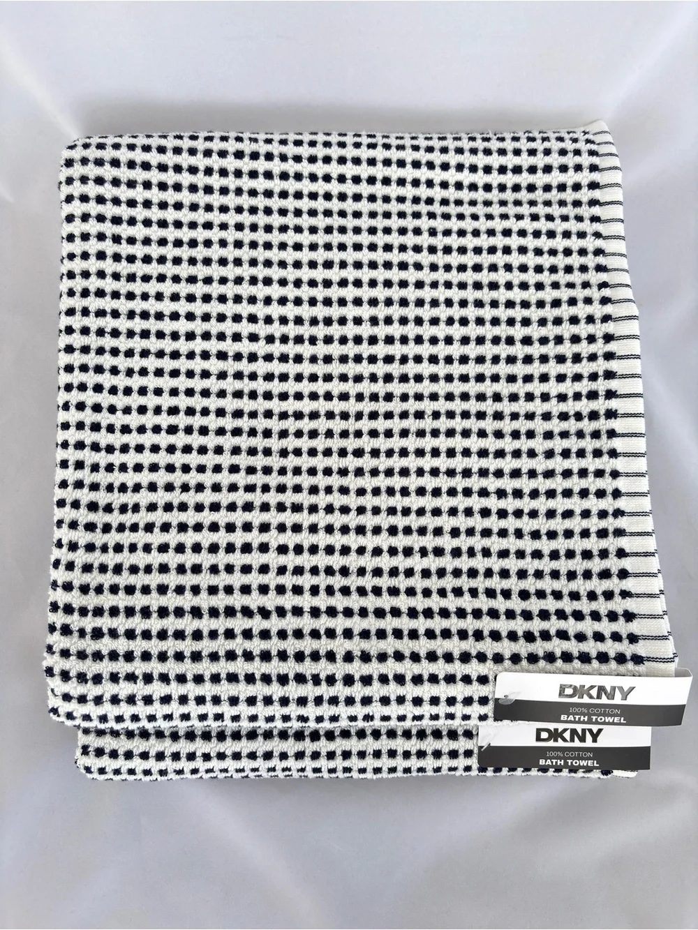 NWT DKNY Black and White Checkerboard 100% Cotton Bath Towels Set of 2